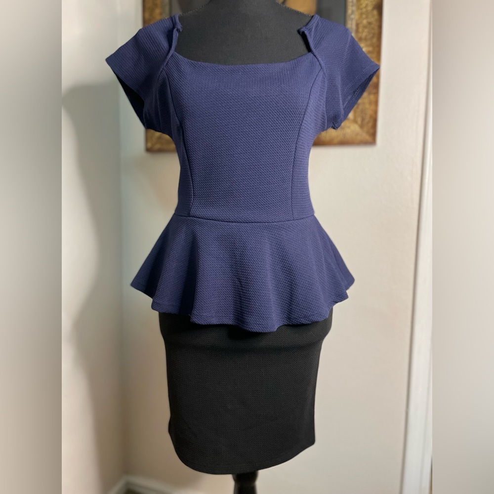 Medium navy blue dress